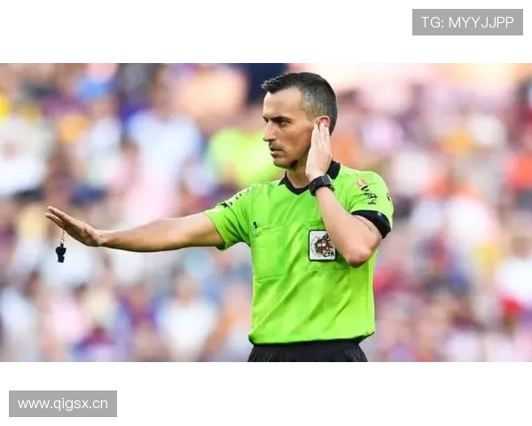 VAR回看流程详细拆解：裁判如何高效做出关键判罚