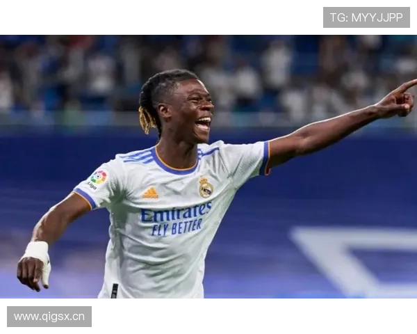 卡马文加位置适应与战术角色：皇马生涯的成长边界在哪？